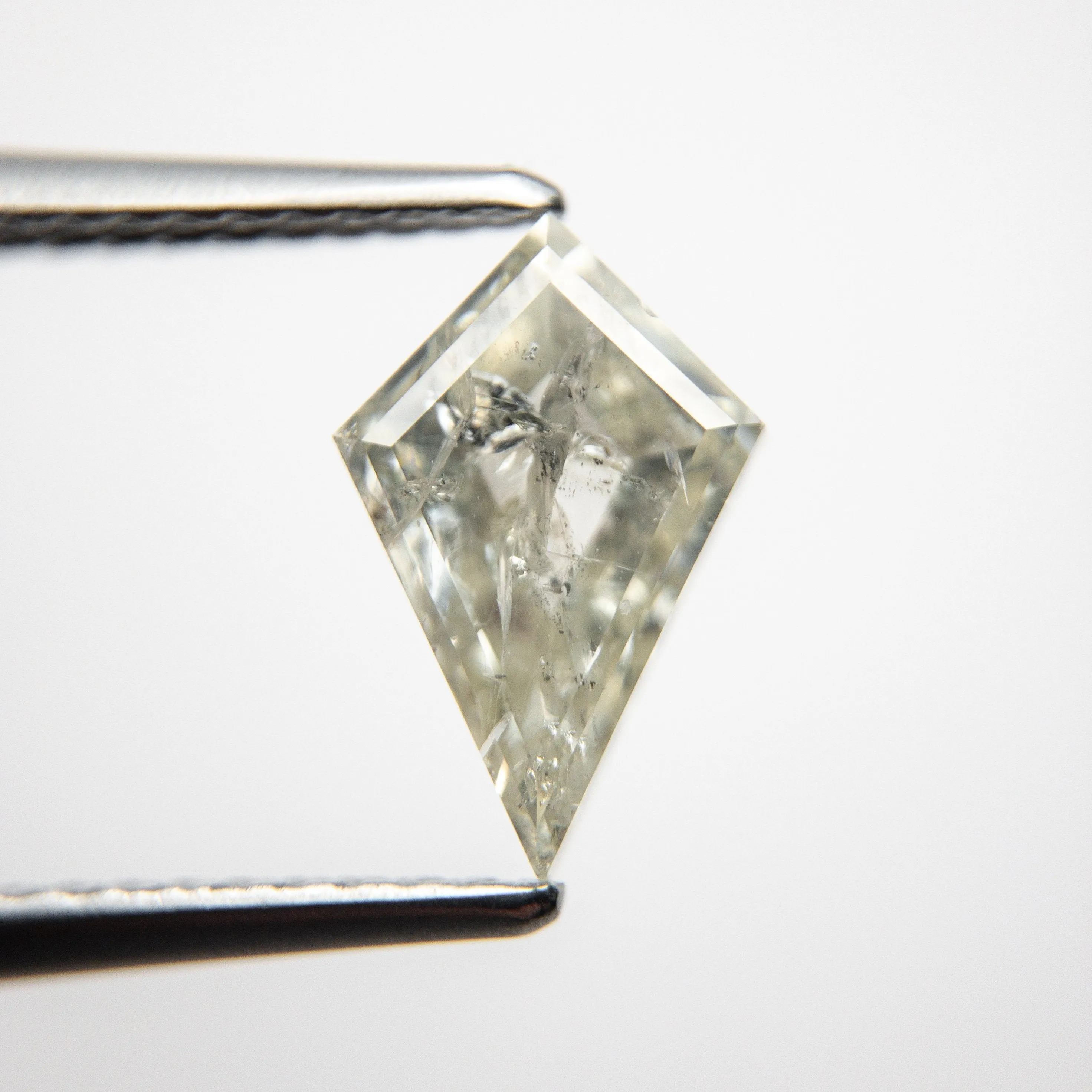 1.56ct 10.31x6.74x3.67mm Kite Rosecut 18483-18