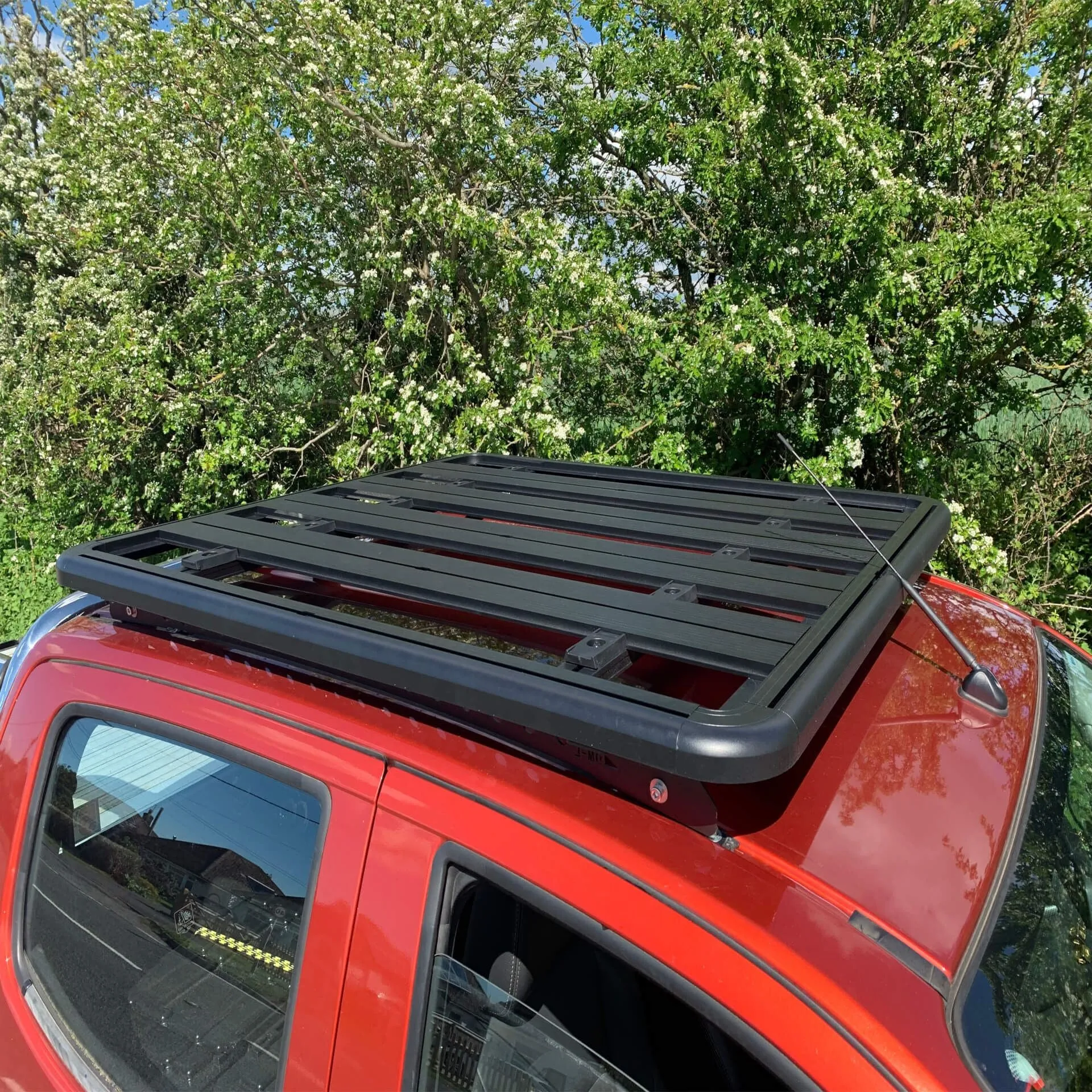 AluMod Low Profile 135cm x 125cm Roof Rack Isuzu D-Max 2012-2020