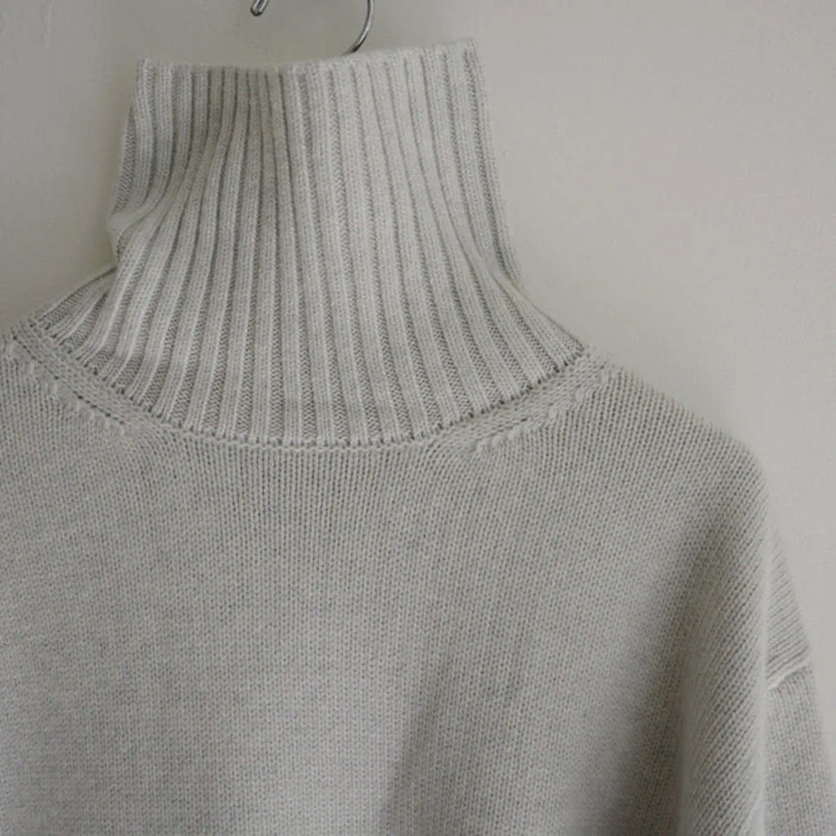 Cashmere Turtleneck Sweater - Ice Grey