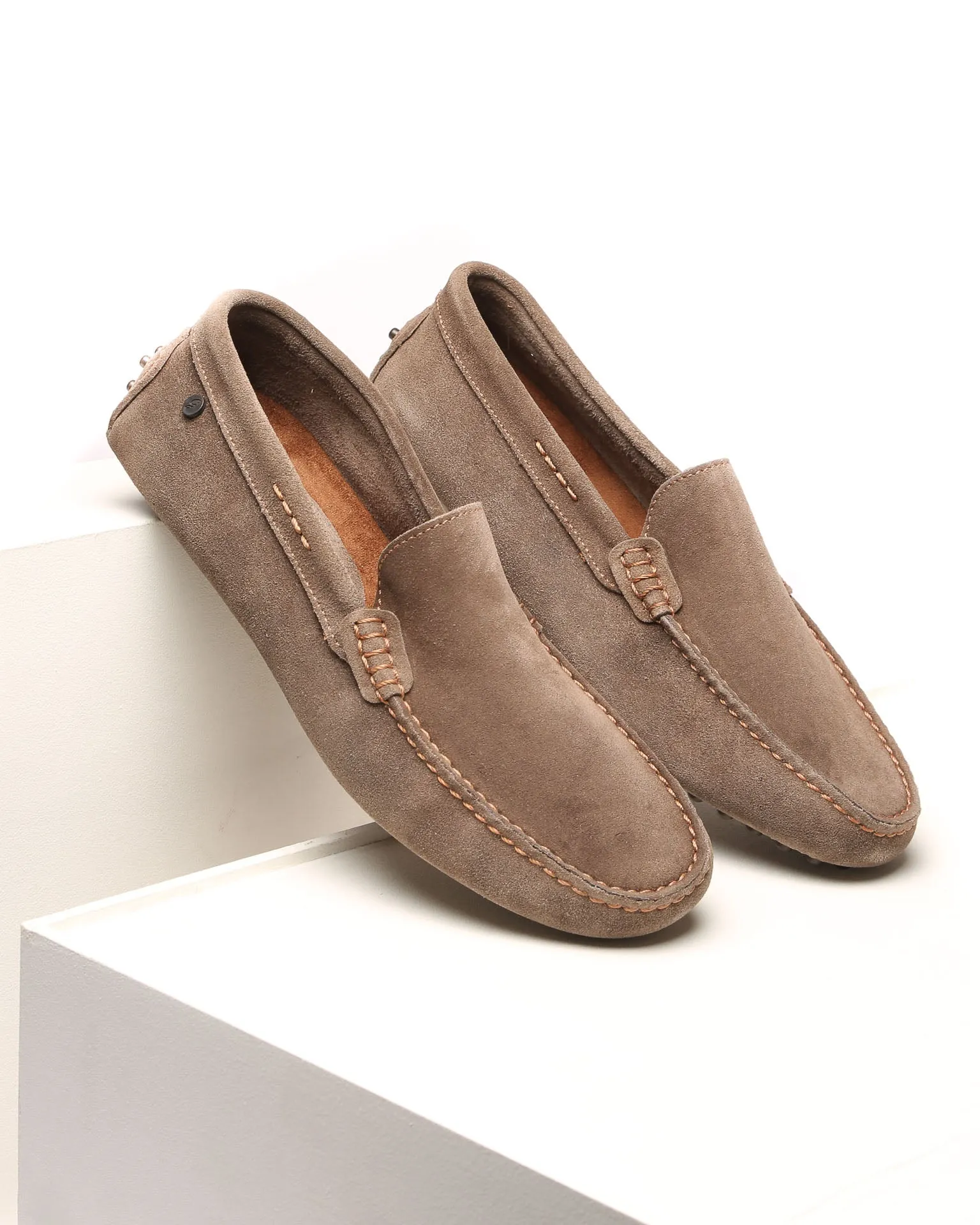 Driver 1011 Mink Suede