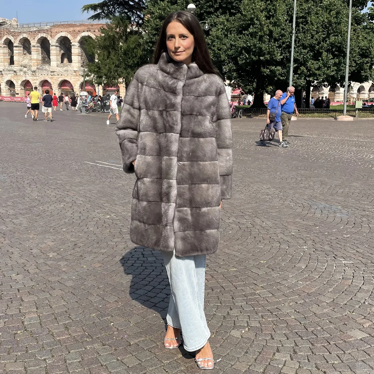 MINK COAT, STAND UP COLLAR