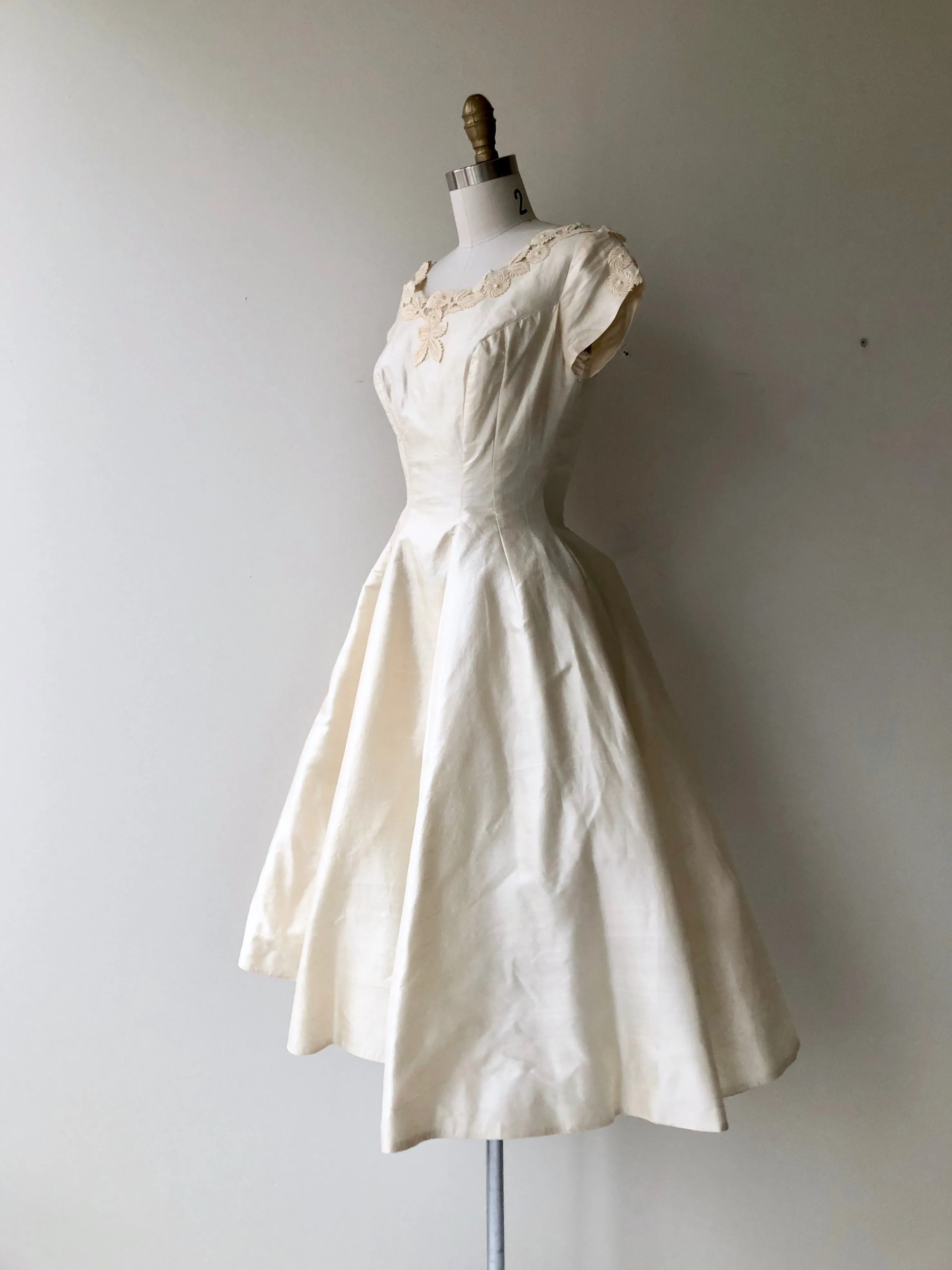 SALE | Lyrae Silk Wedding Dress | 1950s