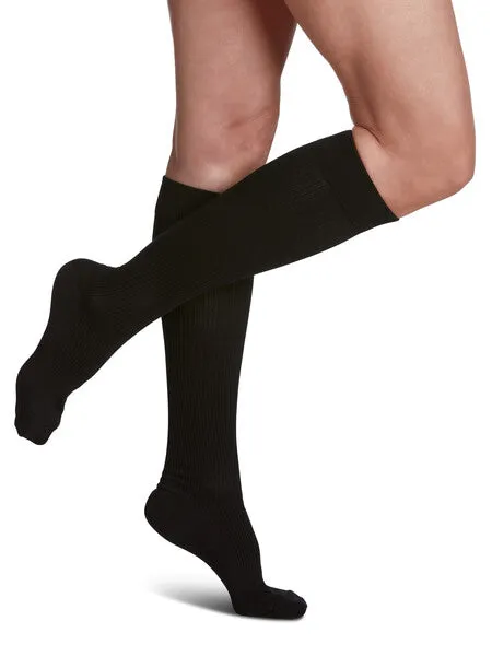 SIGVARIS | Traveno Travel Socks | Knee High | Women |  15-20mmHg