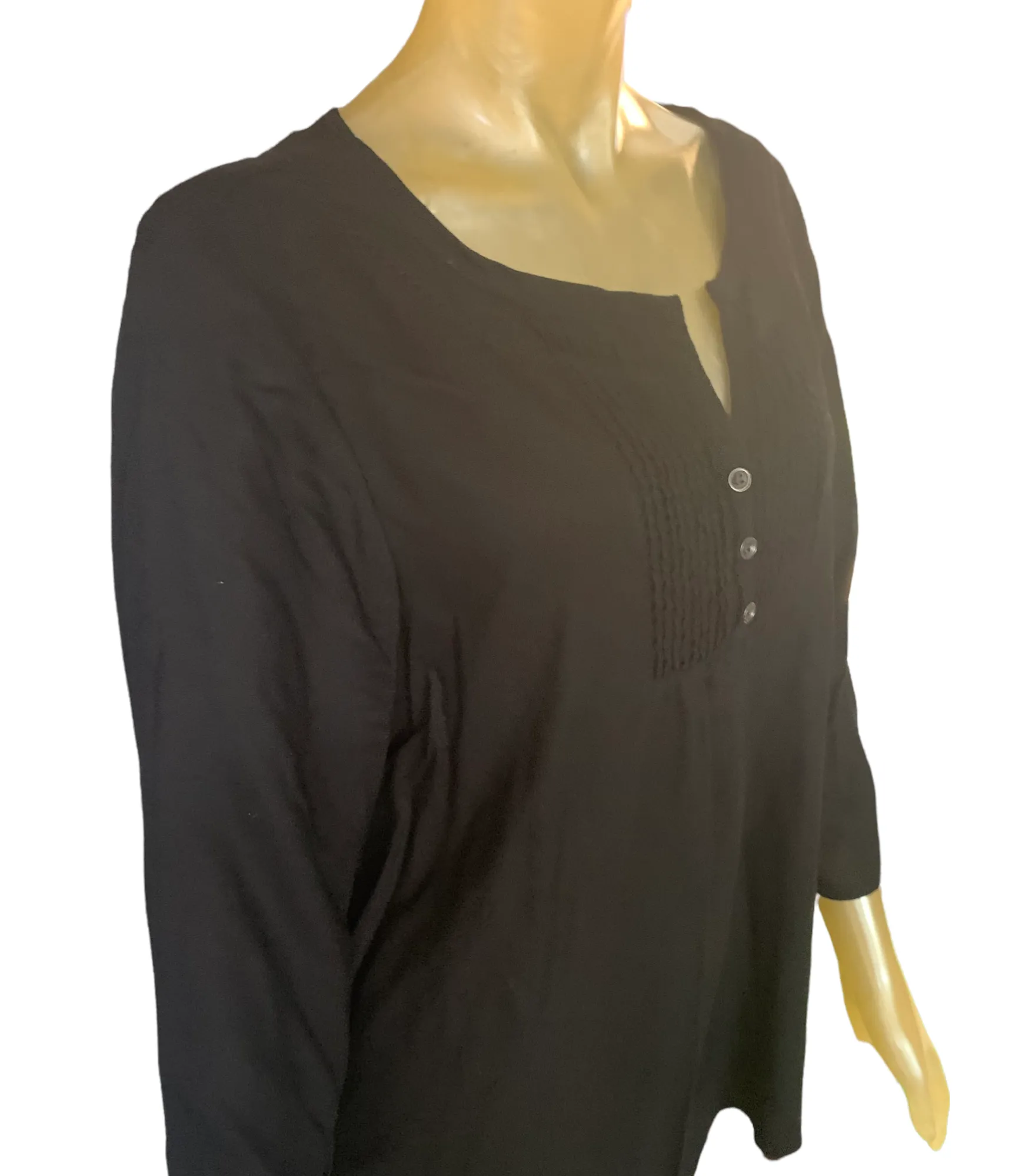 Split V-neck 3/4 sleeve blouse