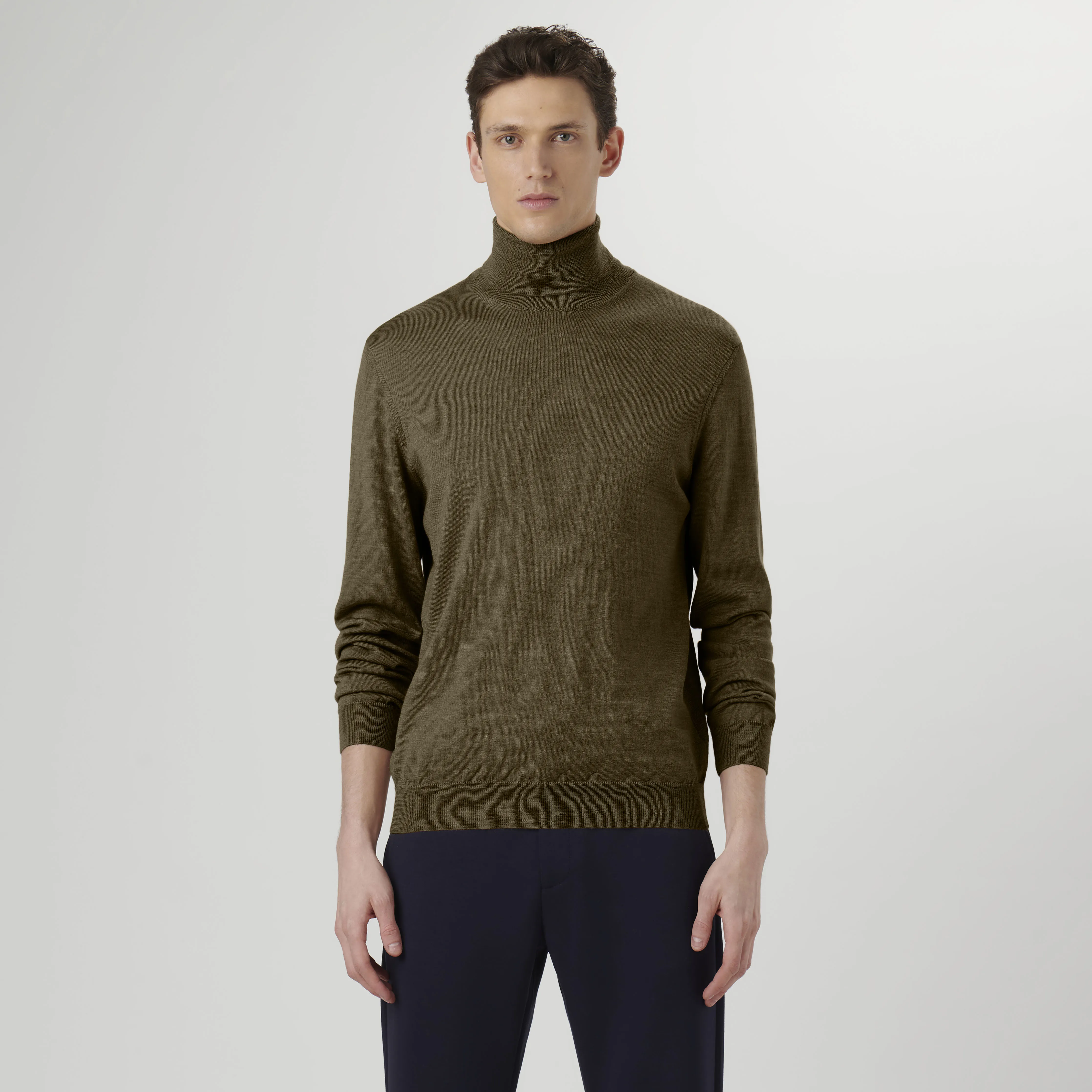 Super Merino Solid Turtleneck Sweater