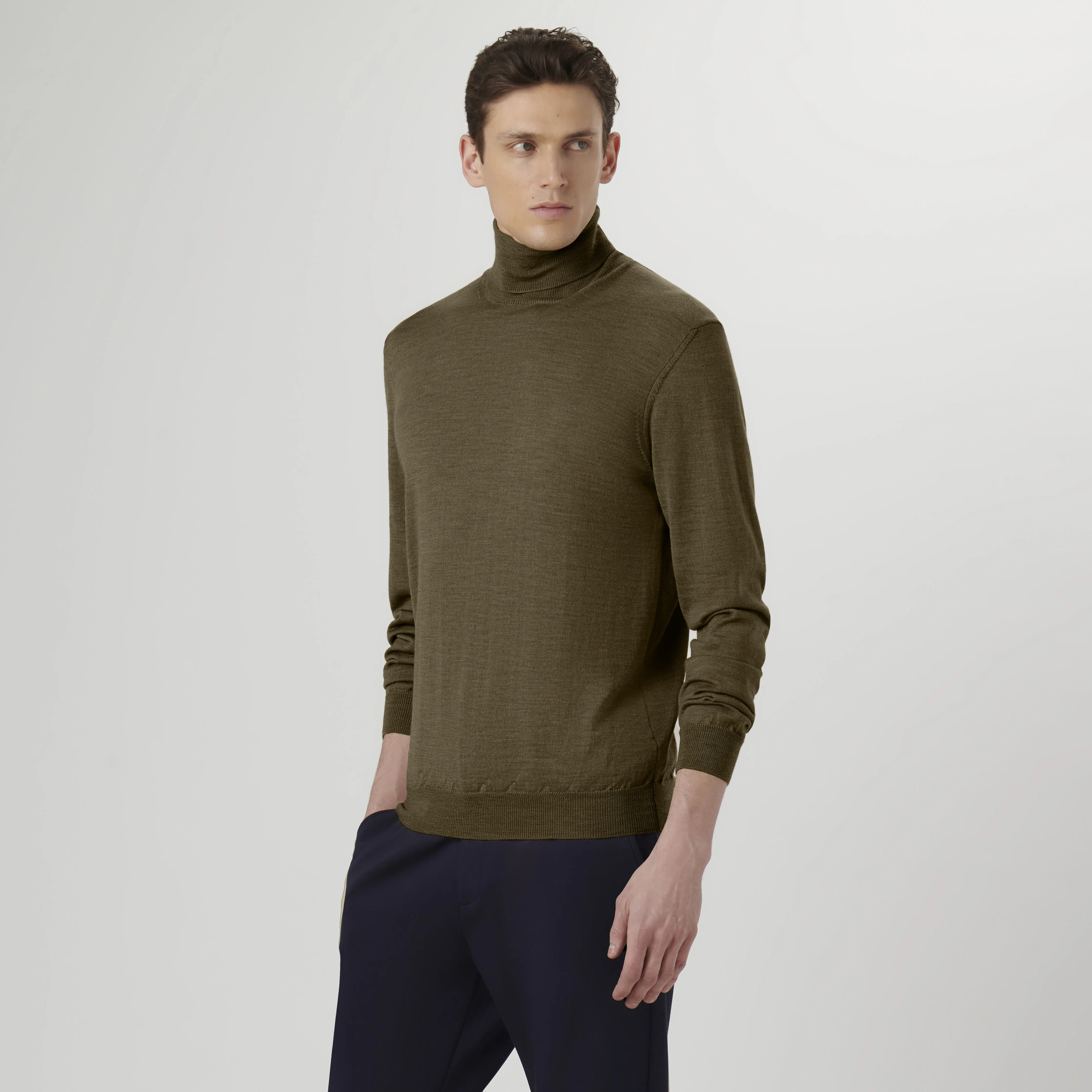 Super Merino Solid Turtleneck Sweater